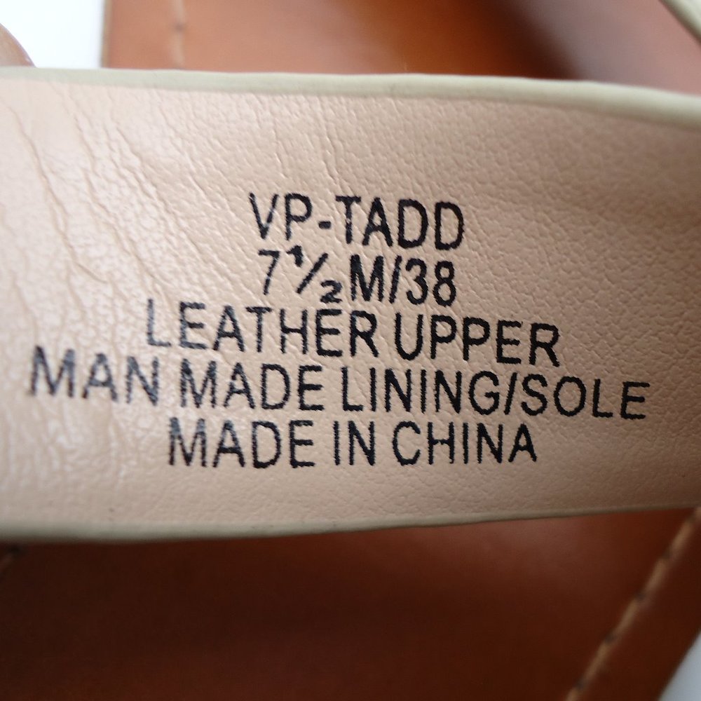 SIZE 7.5. Vince Camuto leather snakeskin print sandals. - Picture 3 of 11